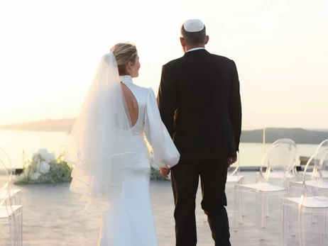 Співачка KOLA розповіла, що хоче проводити більше часу із чоловіком-іноземцем