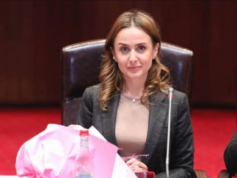 «Слуга» Володина сдает мандат