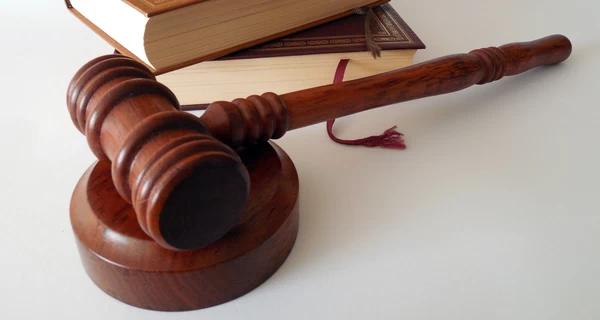 Неповнолітня з Чернігова отримала 10 років за передачу РФ даних і фото військових об’єктів ЗСУ 