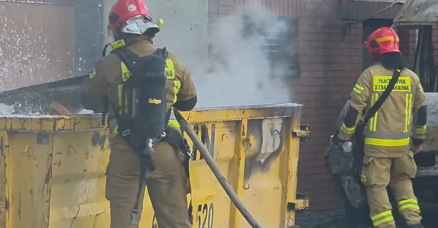 У Варшаві сталася пожежа у будівлі стрілецького тиру, серед загиблих - двоє українців