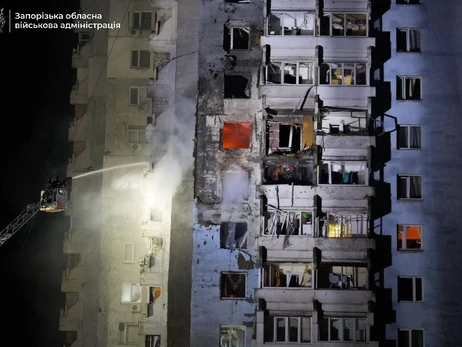 Россияне ударили по Запорожью 5 ракетами, есть погибшие и пострадавшие 