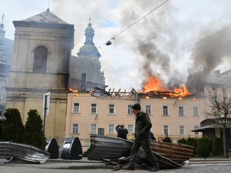 Росія атакує захід України - у Львові, Тернополі та Івано-Франківську лунають вибухи