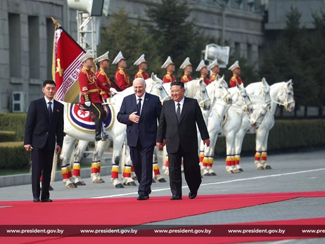 Лукашенко прибыл в Северную Корею впервые за более чем 30 лет своего правления