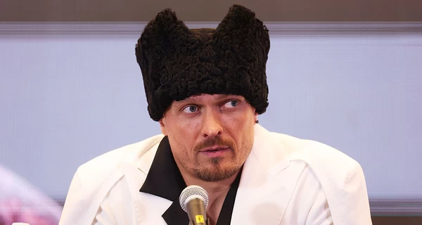 Для наступного бою Усика шиють костюм, натхненний Стародавнім Єгиптом