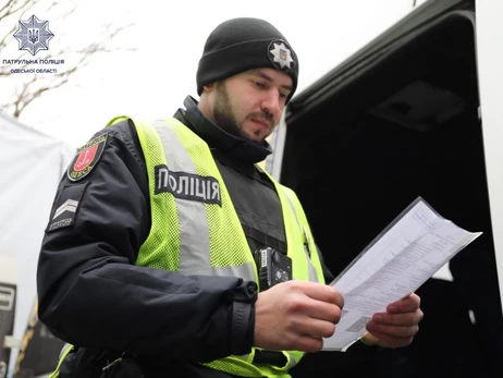 В Одесі водій вистрелив у патрульних під час перевірки документів: поранено двох поліцейських