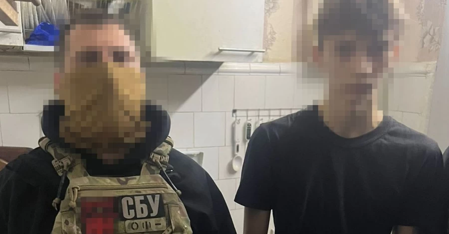 СБУ затримала підлітка, який допомагав батьку - агенту РФ коригувати обстріли Дніпра
