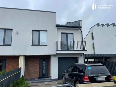 Записав будинок на тещу, а авто - на сестру: заступника очільника Львівського ТЦК спіймали на приховуванні статків