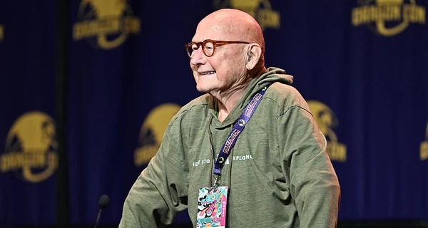 Умер звезда фильмов 