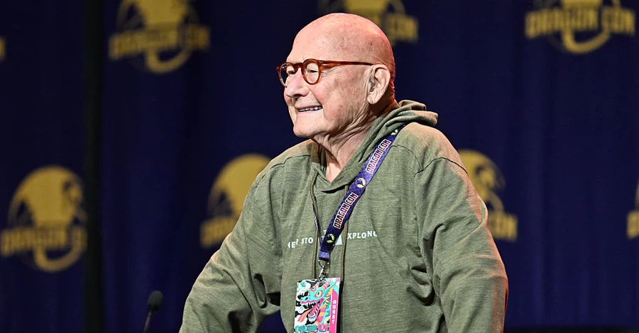 Умер звезда фильмов 