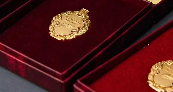 Минкультуры не планирует отмену почетных званий 