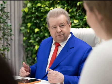 Фигурант, но не подозреваемый: что известно об уголовном деле и обысках у Поплавского