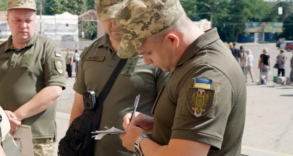 За что зарплата до 40 000 гривен: 7 вопросов о работе и службе в ТЦК и СП