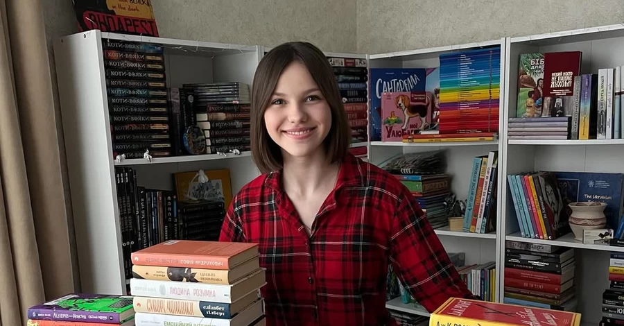 «Подростки любят читать - книг не хватает»: 13-летняя Дарина придумала, как пополнить библиотеки 