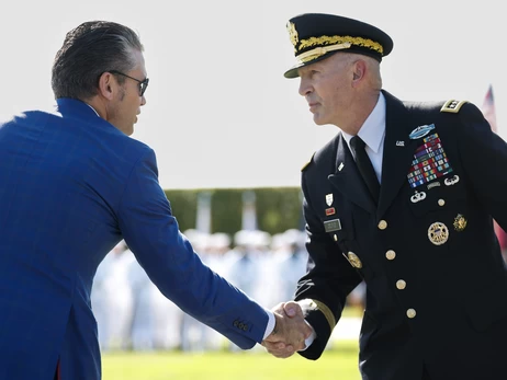 Кадровая чистка: в Пентагоне заявили о «немедленной отставке» начальника штаба армии США