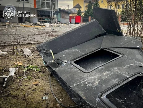 В Киевской области российский дрон упал между детским садом и школой, есть погибший