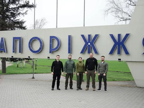 Экс-глава ОП Андрей Ермак теперь консультирует военных на фронте