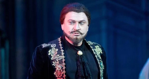 Раптово помер соліст Національної опери України Петро Приймак