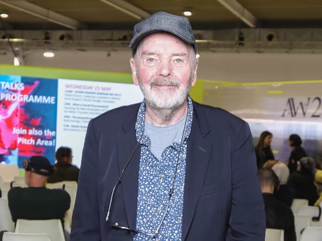 Умер Адриано Гольдшмид, превративший джинсы в высокую моду