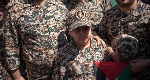 Після погроз Трампа іранський міністр пропонує створити «живий щит» навколо електростанцій  