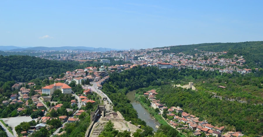 Болгарія стала лідером із закордонної нерухомості серед українських посадовців