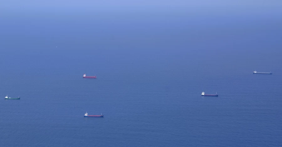 Іран стягуватиме криптовалюту за транзит танкерів через Ормузьку протоку