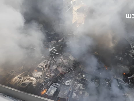 В первые же сутки перемирия Иран угрожает выйти из соглашения, а США - новыми ударами