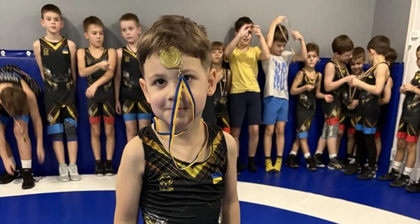 Трехлетний мальчик из Киевской области стал самым молодым борцом Украины