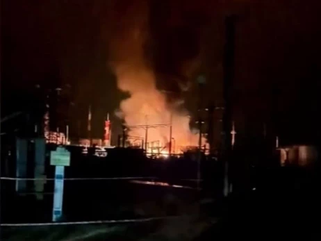 Дроны атаковали нефтепроводный узел и военный аэродром в российском Крымске 