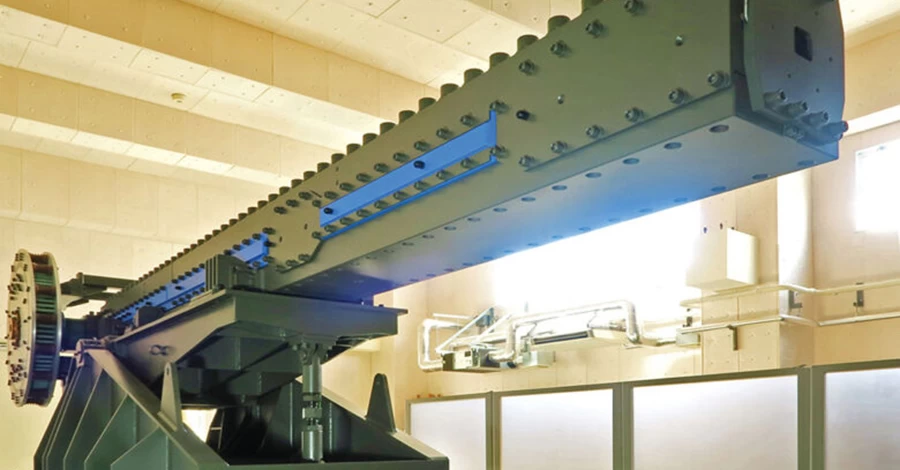 Рельсотрон и "блэкаут-бомбы": ракетам уже нашли замену - быстрее, дешевле и разрушительнее