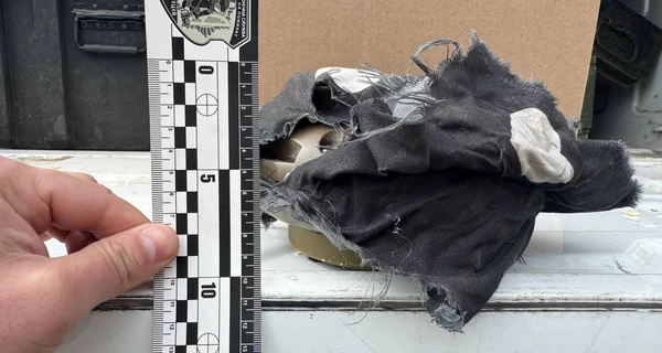 В Херсоне обнаружена новая российская мина, завернутая в тряпку - власти призывают не приближаться