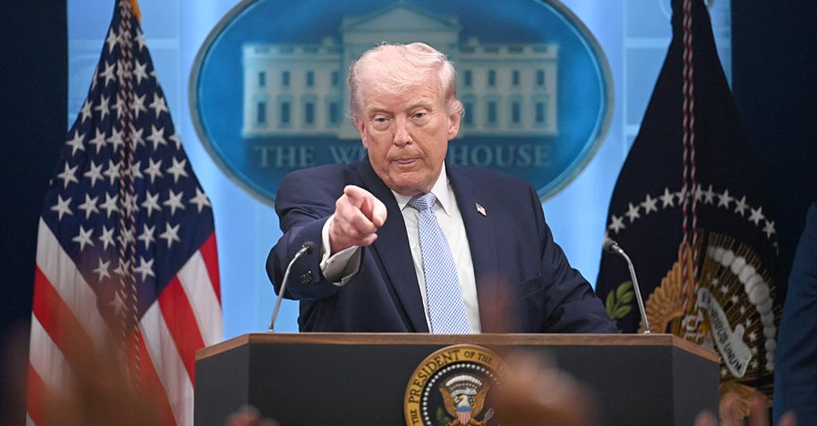 Трамп накинувся на ведучих, які його критикують - Такеру Карлсону порадив звернутися до психіатра