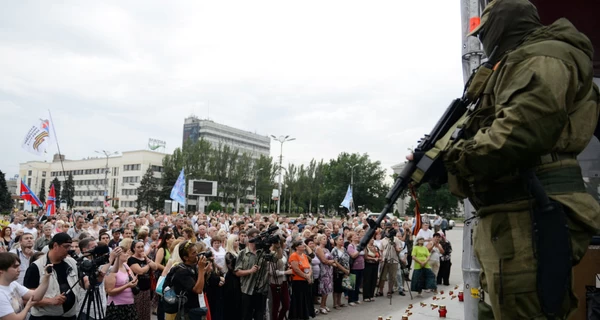 Фрики «русской весны»: зачем в эфир вернулись «правдоруб» Губарев, язычница Поклонская и где Айо?