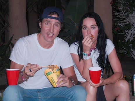 Кеті Перрі показала, як розважалася з Джастіном Трюдо на фестивалі Coachella