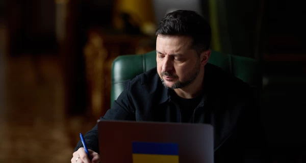 Зеленський подовжив військовий збір на три роки після війни