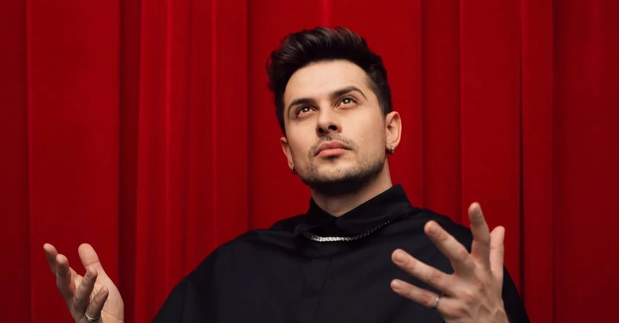 Ігор Кондратюк оголосив нового ведучого "Караоке на майдані"