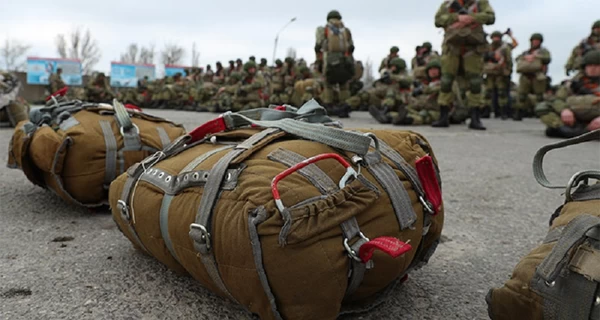 В РФ готовят закон, позволяющий войскам пересекать границу под предлогом 