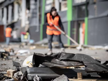 «Армія відновлення» чи трудова повинність: кого залучають до суспільно корисних робіт