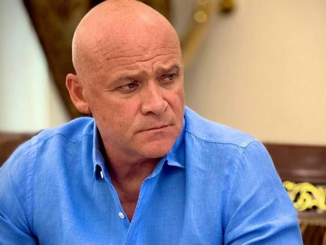 Суд продлил срок действия обязанностей для экс-мэра Одессы Труханова