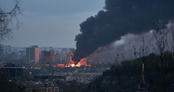 Серед загиблих у Києві — охоронці автосалону, які вийшли на зміну за годину до атаки РФ