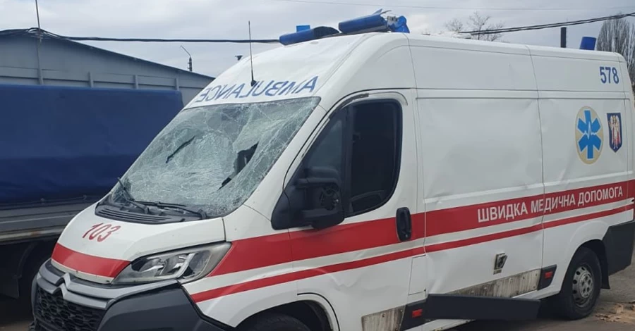 В Киеве во время повторной атаки РФ пострадали медики, работавшие по вызову