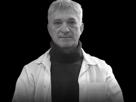 Львівський лікар помер після вживання отруйної рослини, яку купив на ринку замість черемші