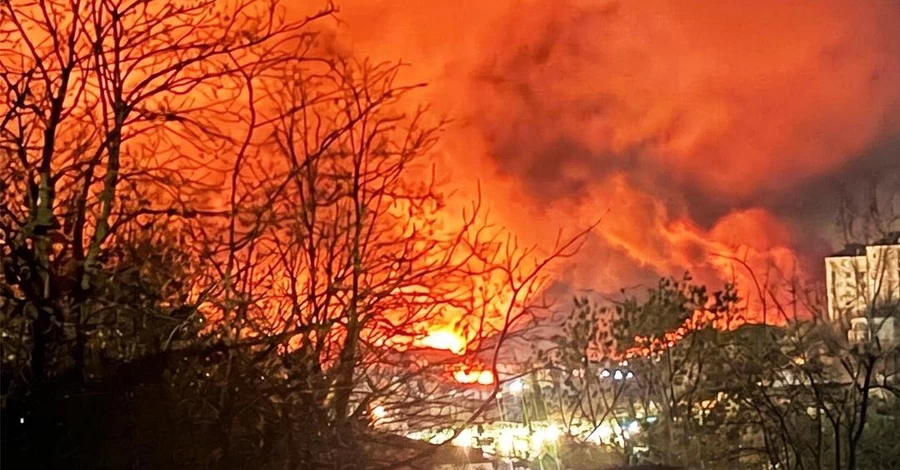 У Генштабі підтвердили удари по терміналах Роснафти в Туапсе