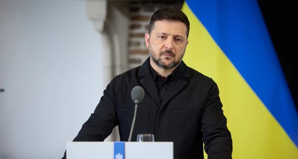 Перекладач Зеленського в Нідерландах забув відключити мікрофон і влучив у конфуз