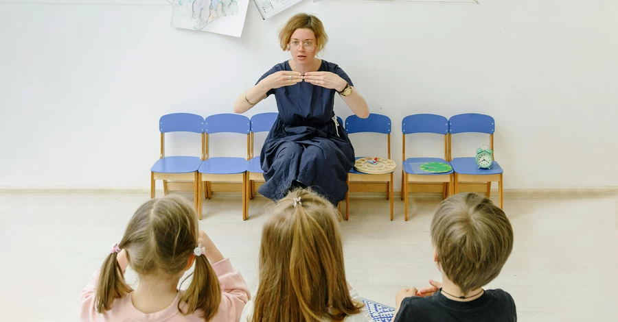 Дитина не говорить: коли це норма, а коли – привід звернутися до фахівця