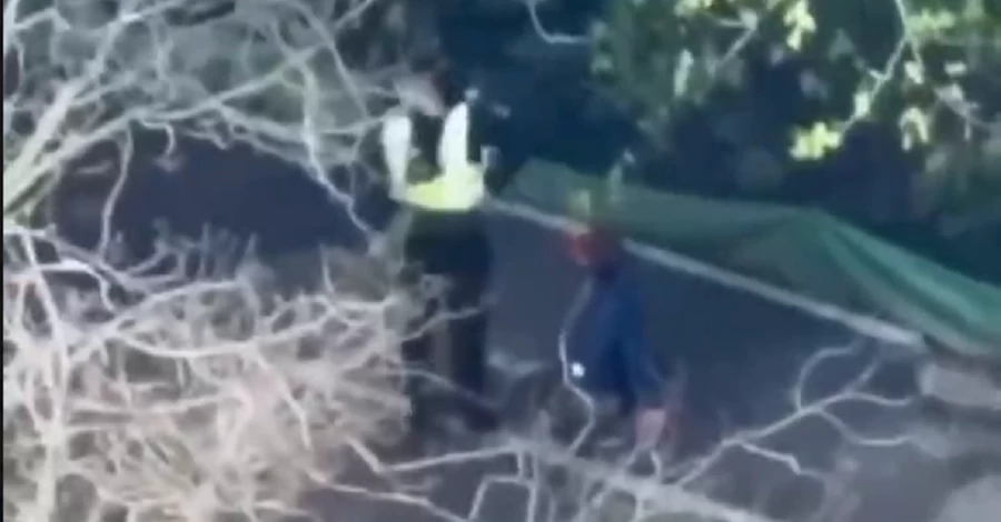 Теракт в Києві - поліцейські втекли, почувши вистріли, залишивши поранену дитину. Що кажуть у поліції