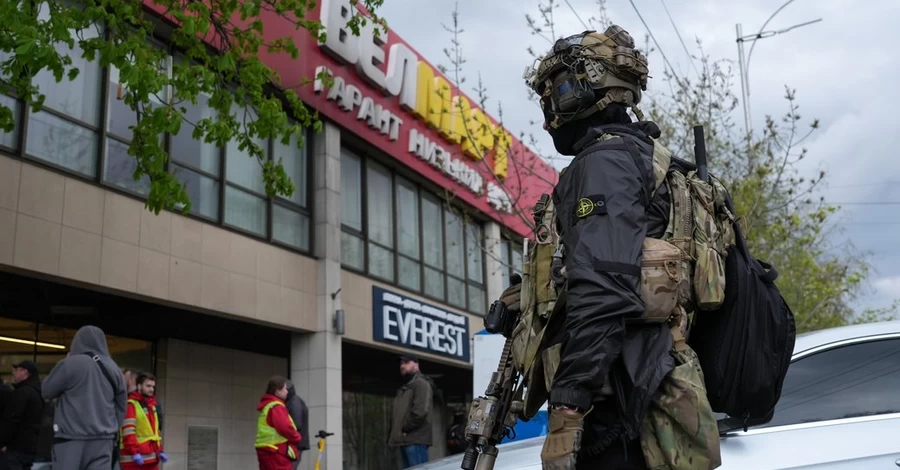 Стрільба у Києві: мати 12-річного хлопчика жива