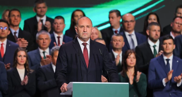 У Болгарії порахували 100% голосів, перемогла партія проросійського експрезидента Радева