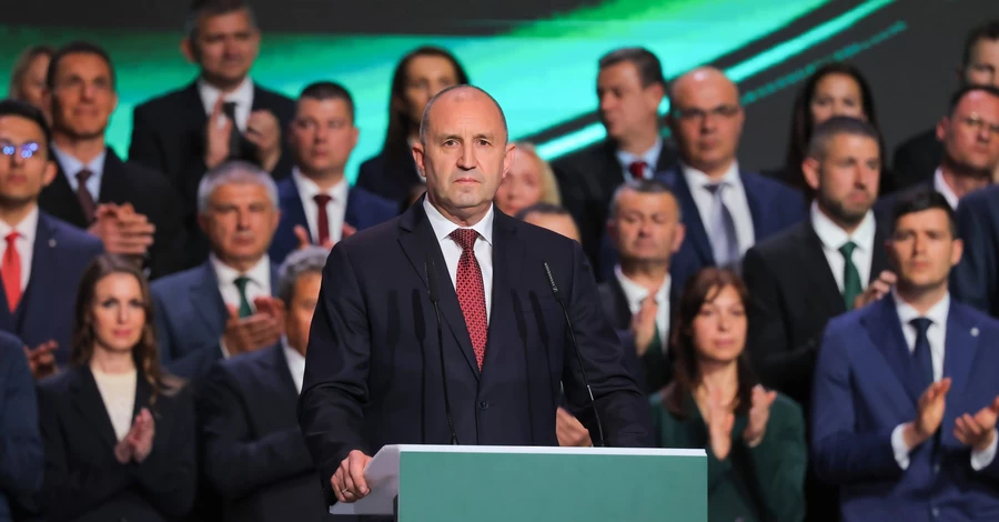 У Болгарії порахували 100% голосів, перемогла партія проросійського експрезидента Радева