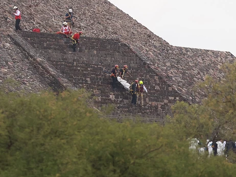 В Мексике мужчина стрелял по иностранным туристам на пирамидах