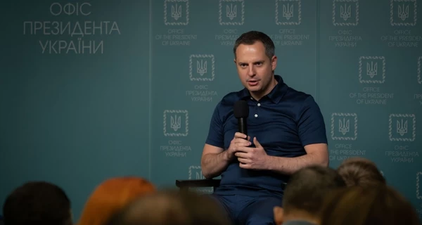 ВАКС заочно арестовал экс-заместителя руководителя ОП Ростислава Шурму и его брата 